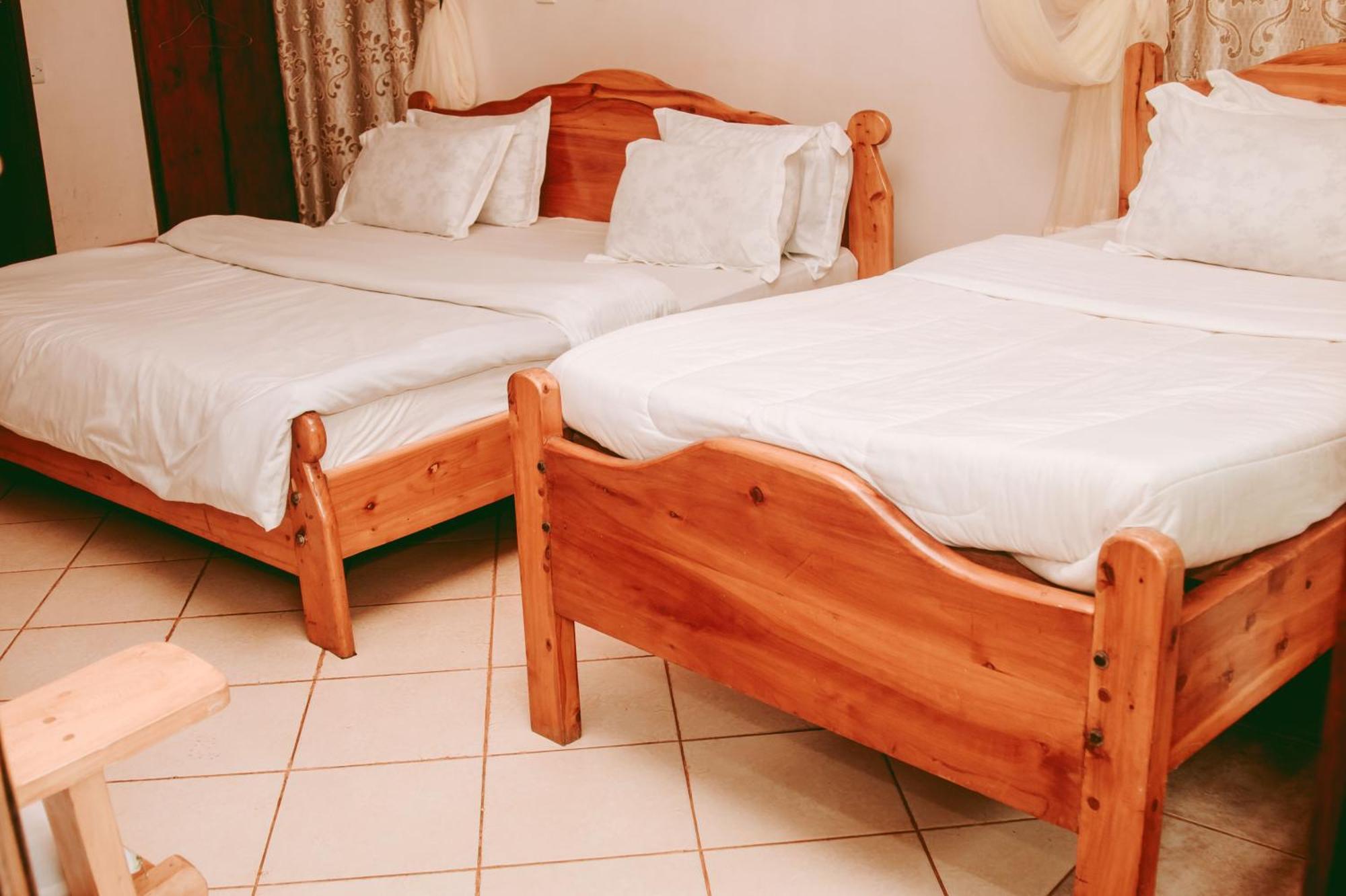 Ngorongoro Camp And Lodge 卡拉图 外观 照片