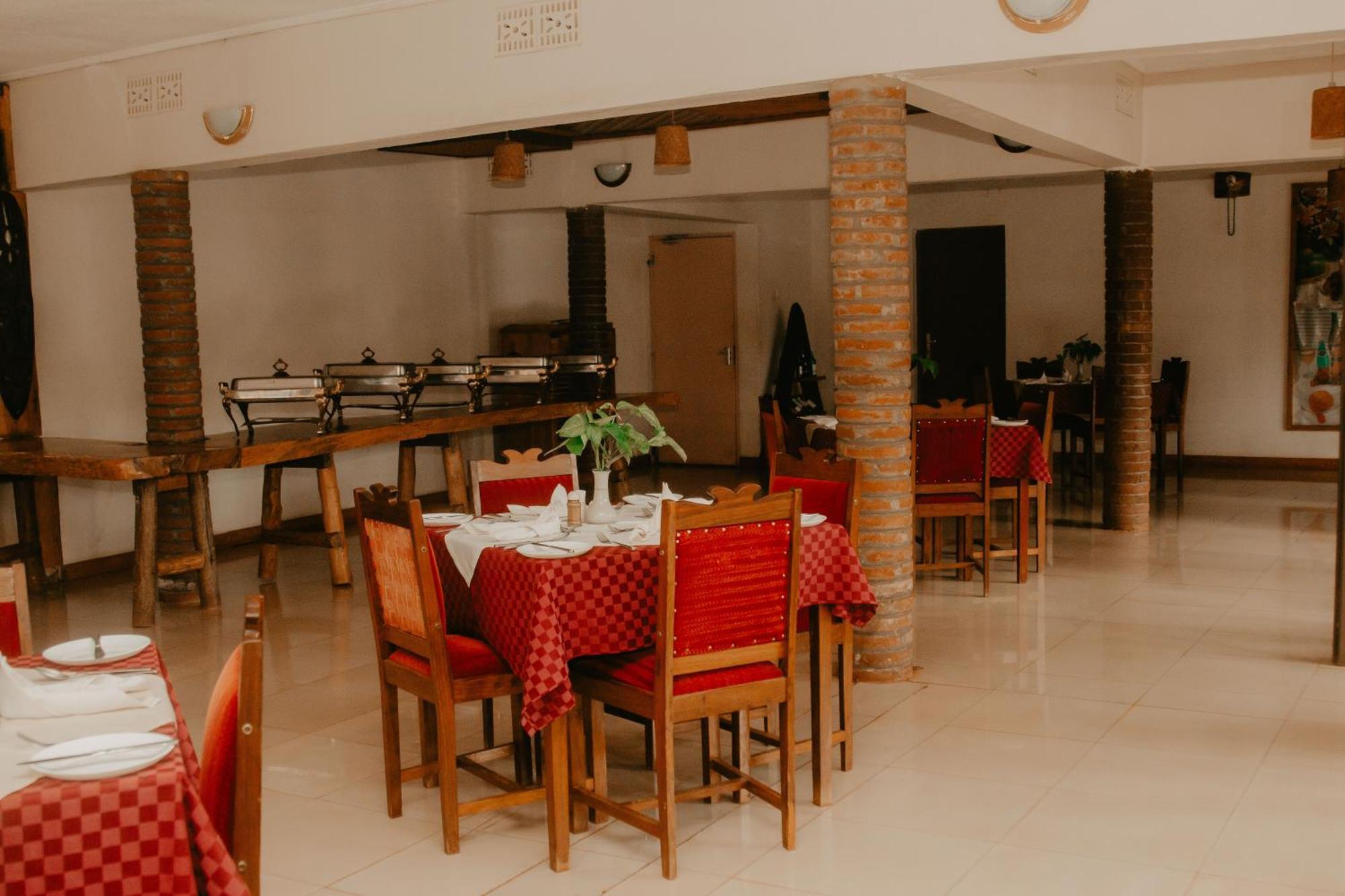 Ngorongoro Camp And Lodge 卡拉图 外观 照片