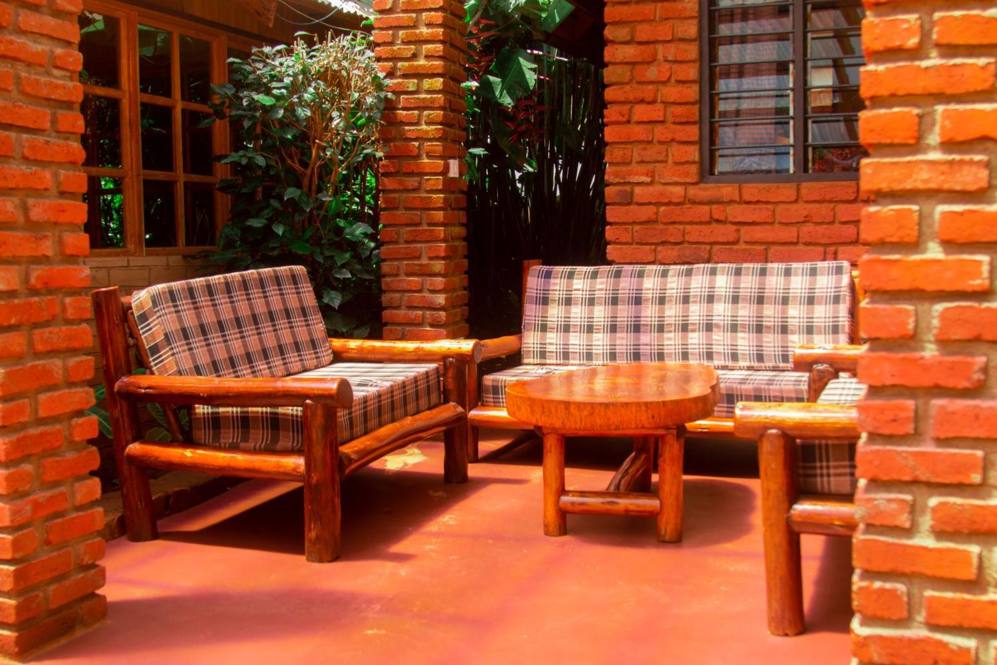 Ngorongoro Camp And Lodge 卡拉图 外观 照片