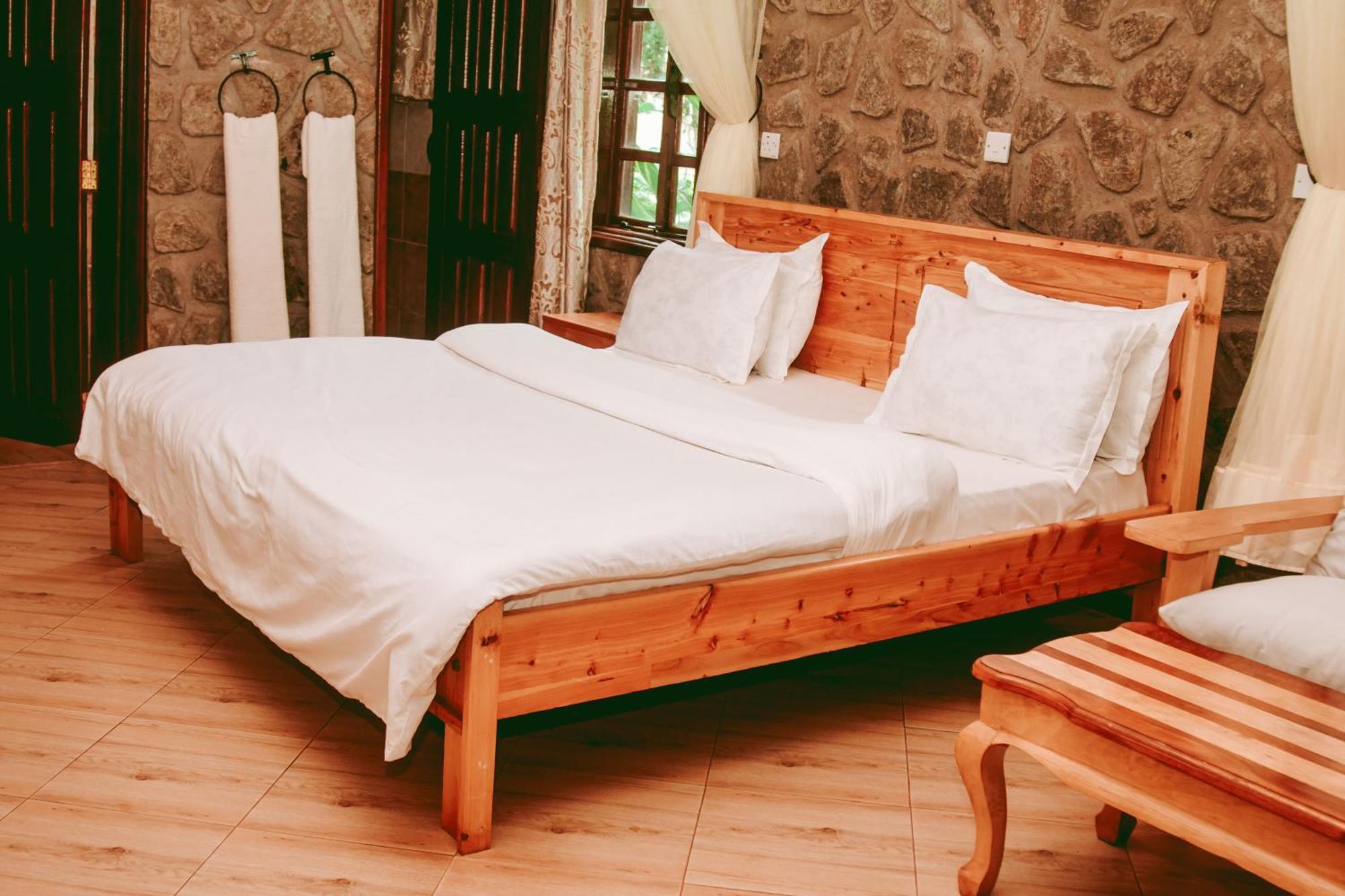 Ngorongoro Camp And Lodge 卡拉图 外观 照片